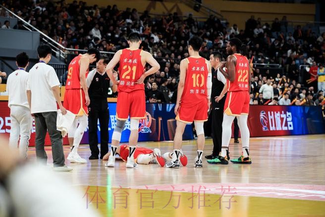 孙铭徽全场出战16分钟,5中3得到9分4板7助攻1抢断2盖帽 孙铭徽全场出战16分钟,5中3得到9分4板7助攻1抢断2盖帽